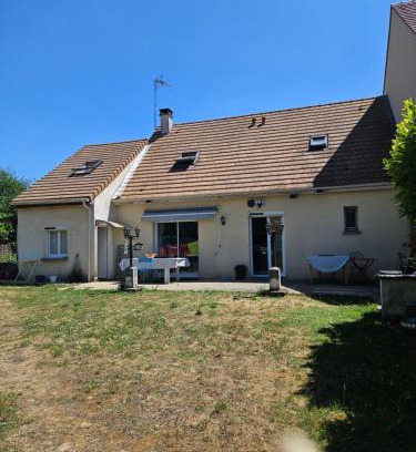 Montereau-Fault-Yonne House | Maison Romantique entre deux fleuves chez l'habitant