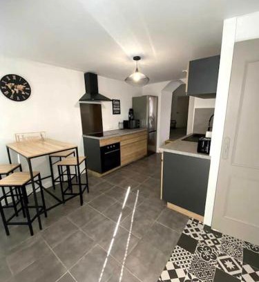 Saint-Florent-le-Vieil House | Maison Saint Florent Le Vieil