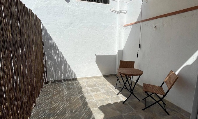 Benicalap House | Maison Sereine