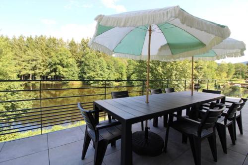 Ban-sur-Meurthe-Clefcy House | Maison spacieuse au bord d'un étang et face à la nature