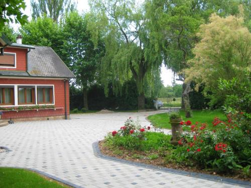 Sermersheim House | Maison spacieuse à Sermersheim avec jardin clôturé