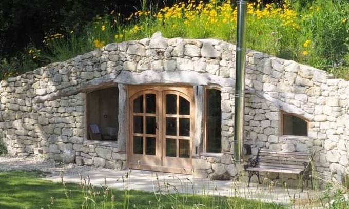 L'Isle-Bouzon Cabin | Maison Terre Cabanes de Fallot/sauna - cold bath/shared natural swimming pool