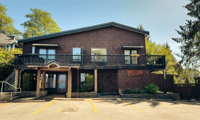 Tofino Hotel | Maison Tofino - Private Oceanfront