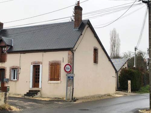 La Chapelle-dʼAngillon House | Maison typique de sologne