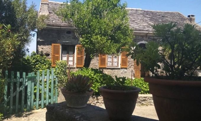 Taglio-Isolaccio House | Maison Typique Village Corse