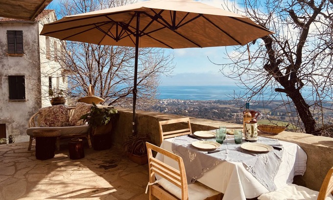 Les Pennes-Mirabeau House | Maison vue mer