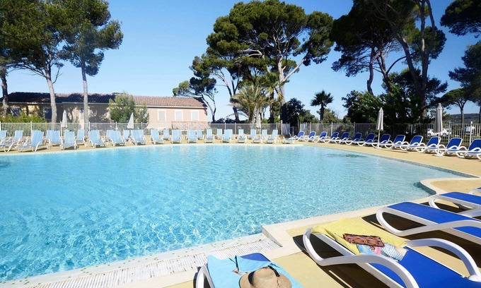 Aubais House | Maisonette Duplex Confort | 2 Terrasses Privées