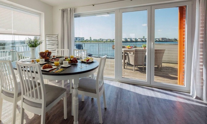 Olpenitz Apartment | Maisonette Fewo Ostseeflair erste Wasserreihe, Panoramablick, by Seeblick Ferien