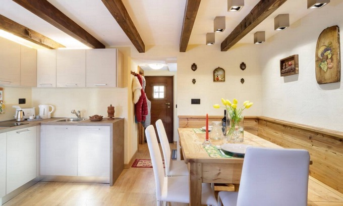 Singlin Apartment | Maisonette Grené is a romantic mountain style apartment outside the Valtournenche village