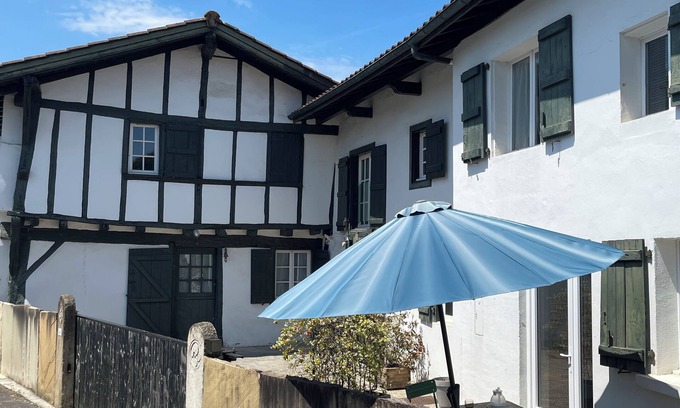 Jatxou House | Maisonette with terrace