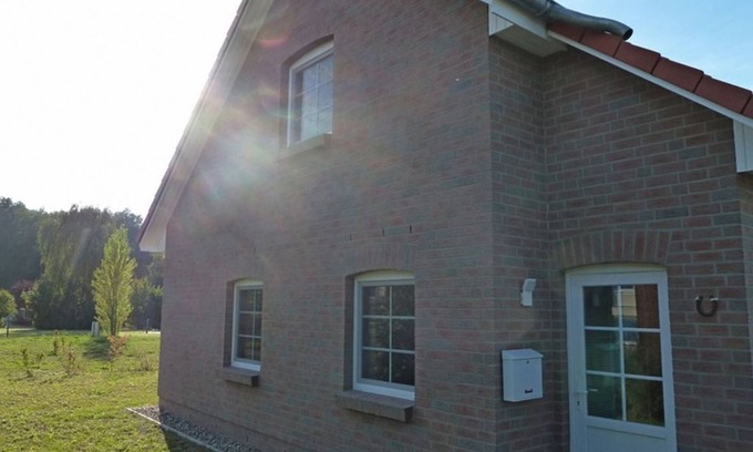 Sternberg House | MaiStern - High-quality vacation home (100sqm) for 6 people with fireplace, sauna &
