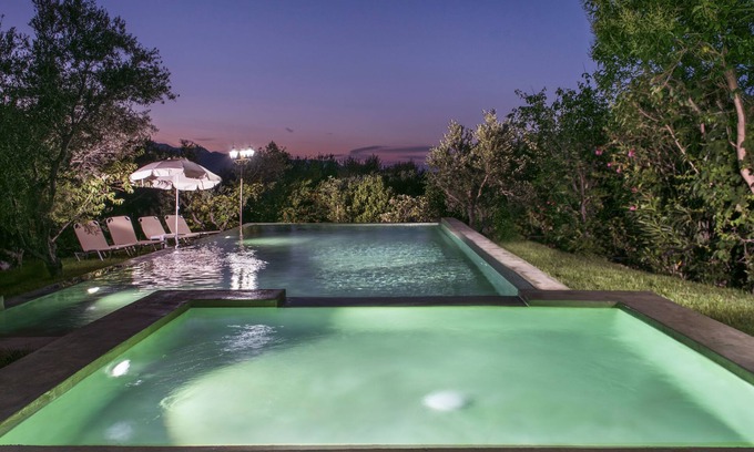 Darmarochori Villa | Majestic Villa ✩ Pool ✩ BBQ ✩ Sea & Mountain Views