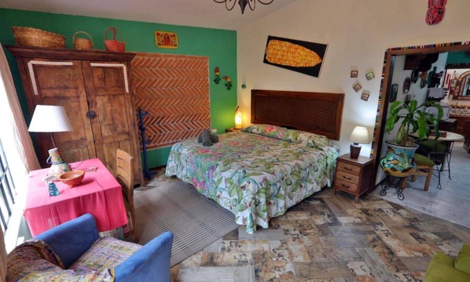 Cholula Apartment | Majikal BnB Martinlandia (Guatemaya)