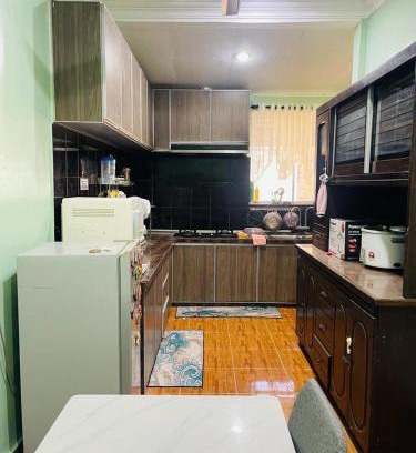 Kampung Teluk Wang Besar House | Mak kuntum homestay
