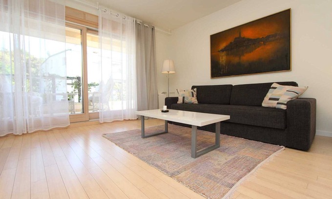 Borik Apartment | MAKADO Two-Bedroom Apartment (MARIN)