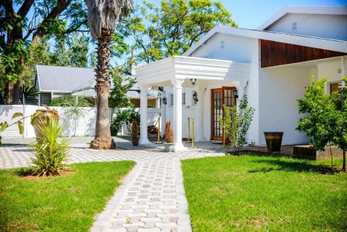 Kimberley House | Makay's Guests house