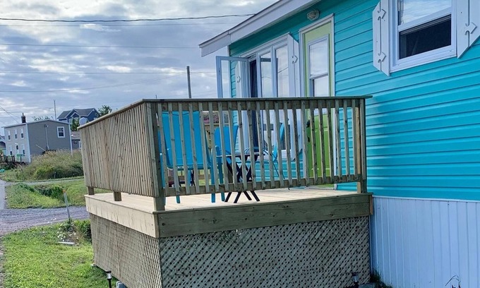 Heart's Delight House | Make memories at Harry’s House in Hearts Delight, NL. (Pet Friendly!)
