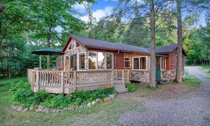 Birchwood Cabin | Make Memories At This Beautiful, Comfortable Northwoods Retreat