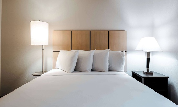 Fossil Creek Resort | Make Your Trip More Enjoyable! Free Parking, Pets Allowed