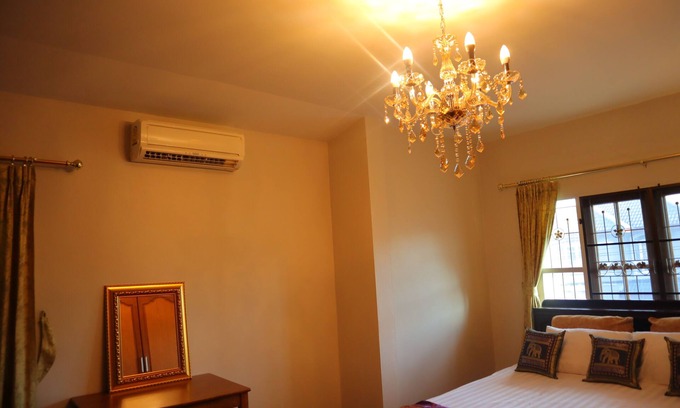 Thawi Watthana House | Mala Orchids cozy thai house 28mins to city center