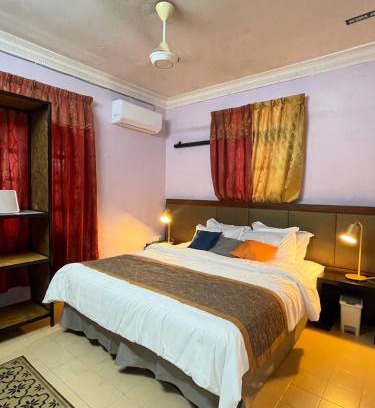 Kampung Mergong Indah House | Malaika Homestay