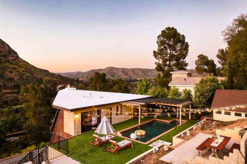 Agoura Hills House | Malibu Home with Pool Mtns & Lake