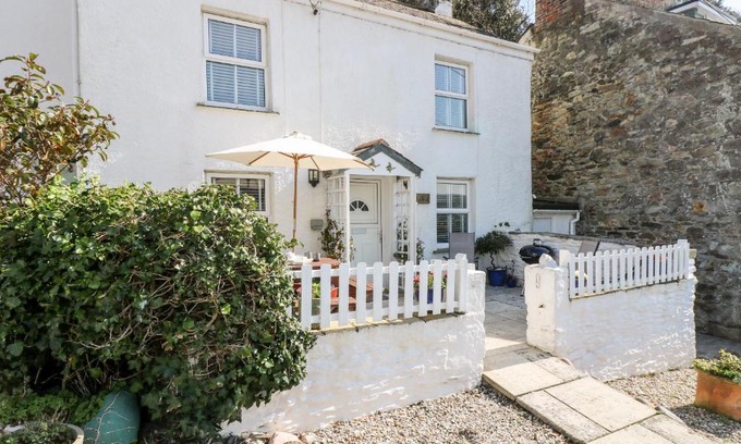 Pentewan House | Mallards