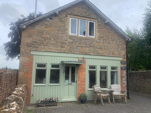 Yetminster House | Mallows Cottage