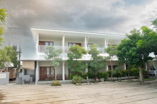 Sumbawa Barat Hotel | Maluk Stay