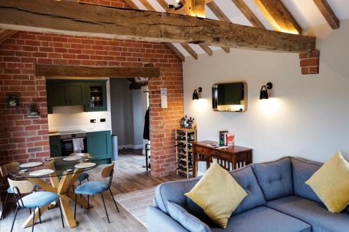 Shobdon House | Malvern, The Mount Barns & Spa