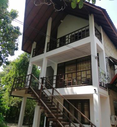 Anuradhapura House | Malwathu Oya Forest Garden