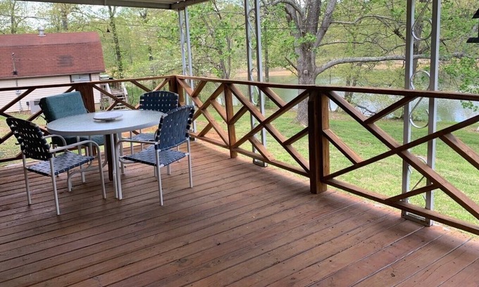 Nortonville Cottage | Mama Jean's Lake Cottage