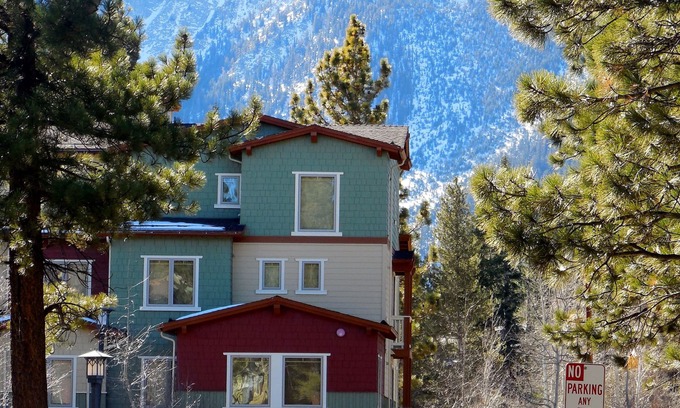 Mammoth Lakes Condo | Mammoth Green, near Eagle Lodge/Chair 15; 3 BR, pets ok