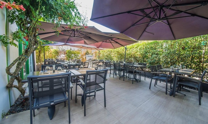 Senningerberg Hotel | Mandarina Luxembourg Airport Hotel