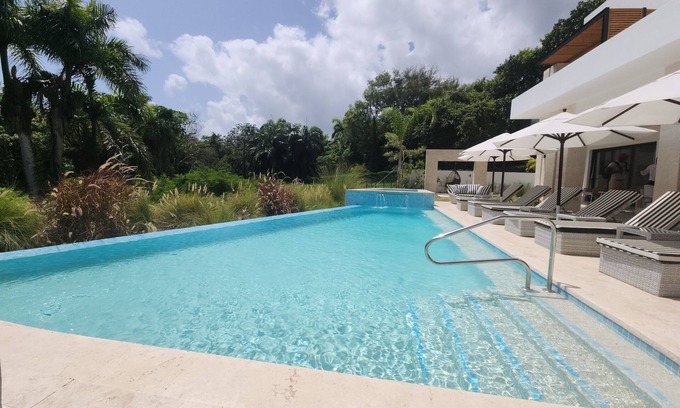 Cofresi Villa | Mandatory All-Inclusive fee 150 per night per adult Spacious 7-bedroom villa