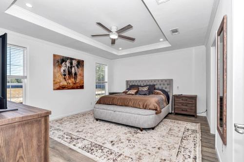 Fellowship Apartment | Mane House