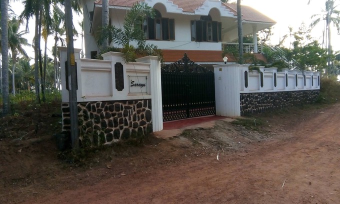 Thiruvananthapuram Villa | Manged & Maintained by a British couple. Ground Floor of a beautiful Villa.