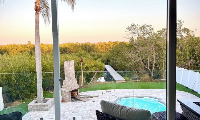Tampa Apartment | Mangroves home