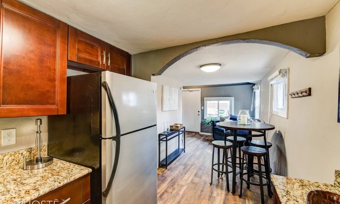 Manitou Springs House | Manitou Springs Downtown Escape