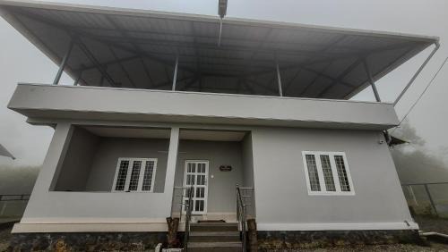 Periyur House | Mannavan Shola ll