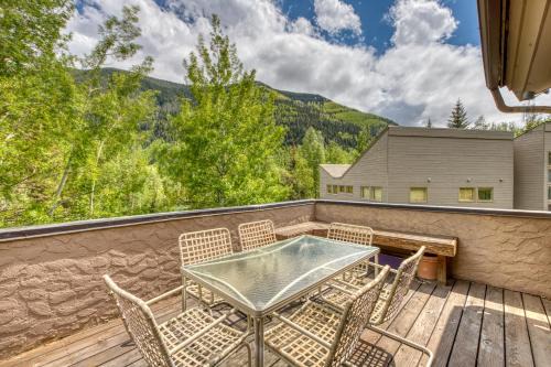 Vail House | Manns Ranch A - 4 Bed 4 Bath Vacation home in East Vail