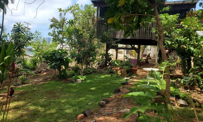 Manoa Bed & Breakfast | Manoa Valley Inn