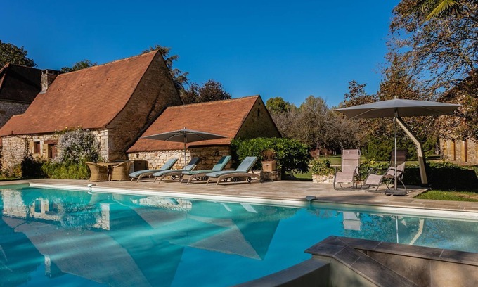 Carlux Villa | Manoir 1731 - Six Bedroom Villa, Sleeps 14