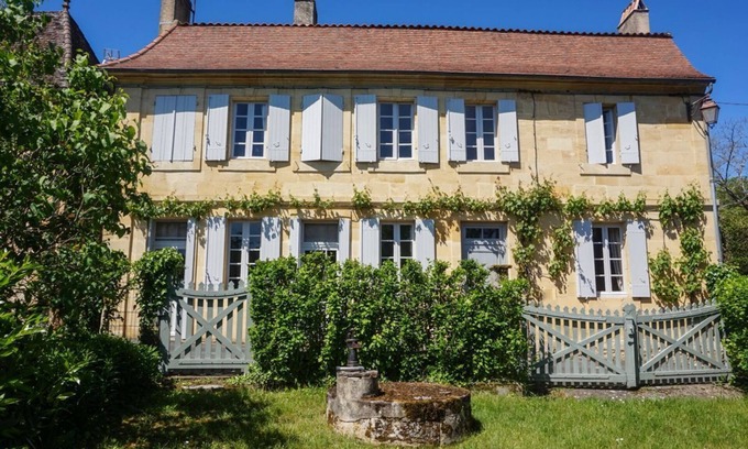 Lanquais Villa | Manoir Altheas - Five Bedroom Villa, Sleeps 10