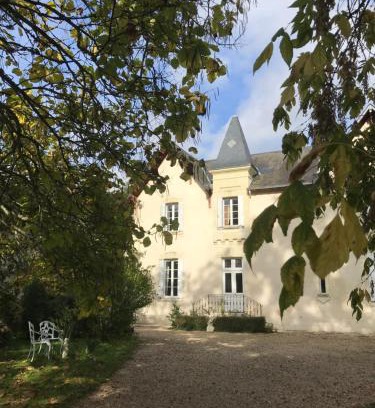 La Roche-Rigault Bed & Breakfast | Manoir de Manapany