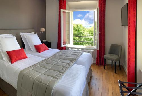 Russy-Bemont Hotel | Manoir de Montigny