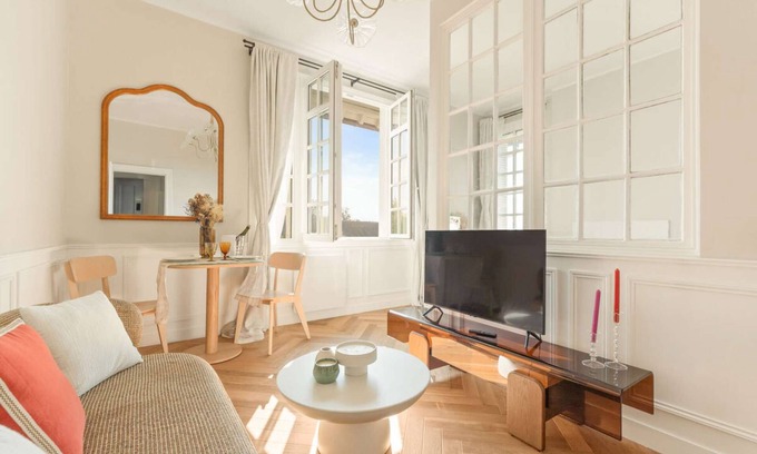 Touques Apartment | Manoir du Vert Galant Very large studio fully furnished CC Deauville