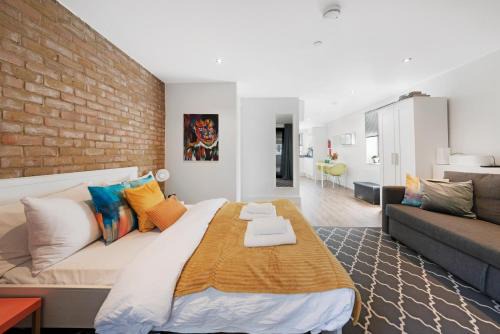 Harringay Apartment | Manor House Studios By Morethanstays