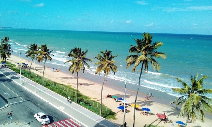Cruz das Almas House | Mansão Alem Guesthouse - by the sea