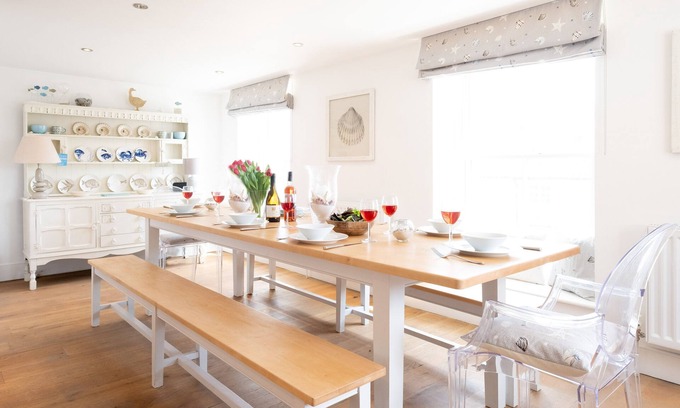 Aldeburgh Cottage | Mansard House - sleeps 9 guests in 5 bedrooms
